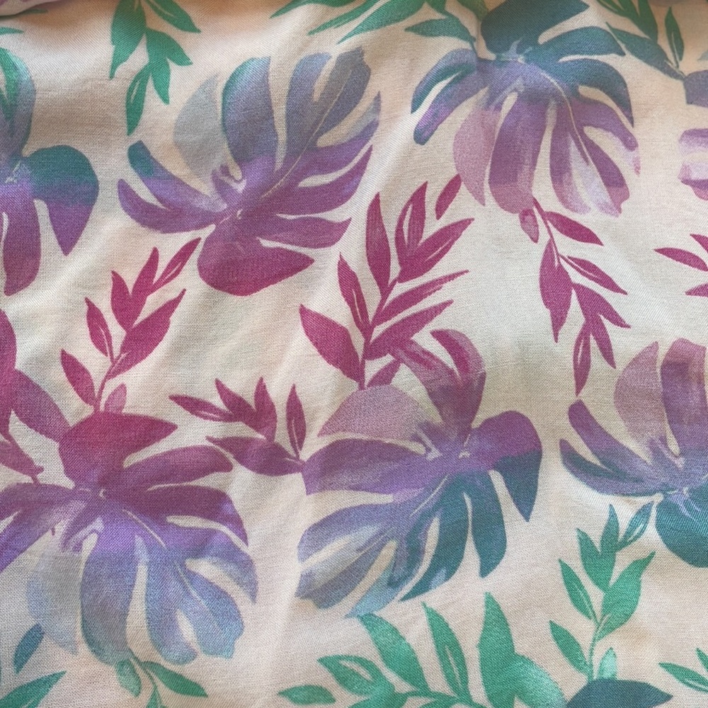 AWESOME TOP Abercrombie kids Monstera leaf top, 7/8 - Picture 2 of 4